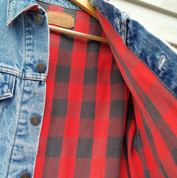 Vintage 80s Blanket Lined Levi's Denim Trucker Jacket - Picture 6 of 11